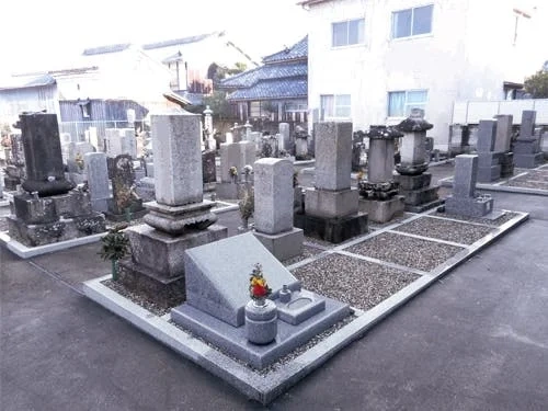 向旭山 西念寺