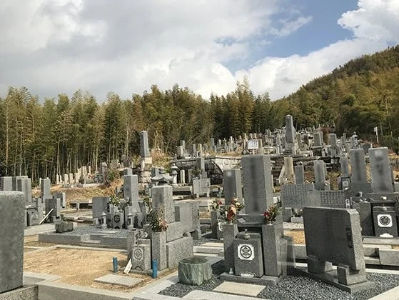 京田辺市 綺田墓地