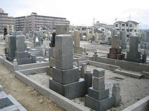 光専寺墓地