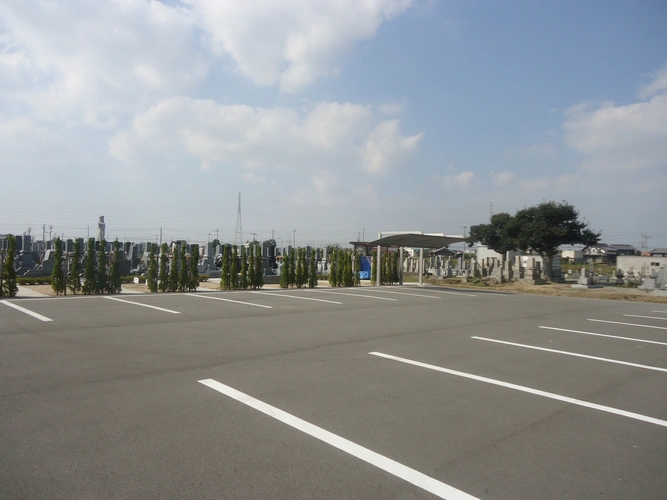 印南やすらぎの里霊園 駐車場の写真