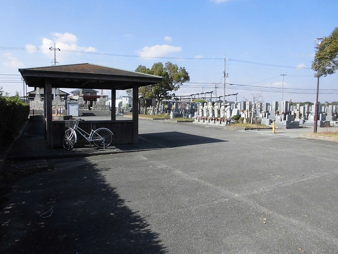 稲美町・奥ノ池墓地 駐車場の写真