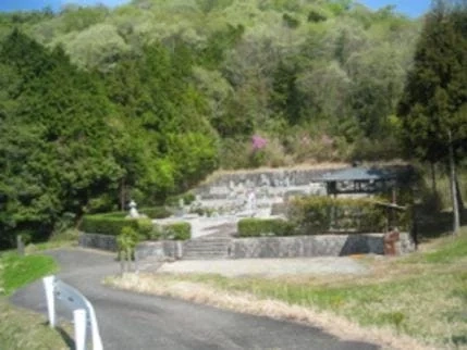 三田市 三田市営 松谷霊園