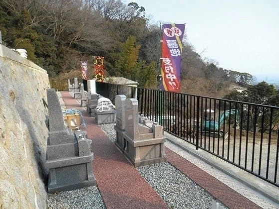 雷声寺 樹木葬 