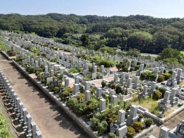  神戸市立 鵯越墓園