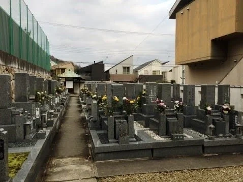 神戸市 光明寺境内墓地