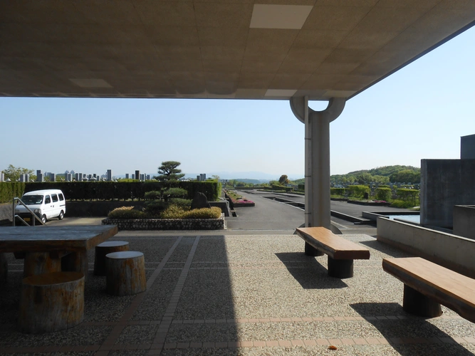 神戸市立 西神墓園 休憩施設の写真