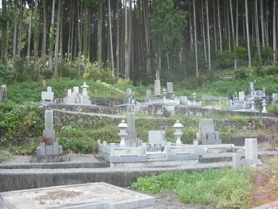 神崎郡神河町 向本寺墓地