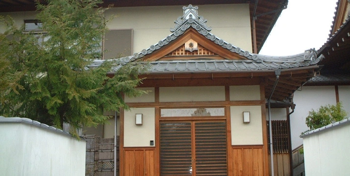 潮音寺 山門