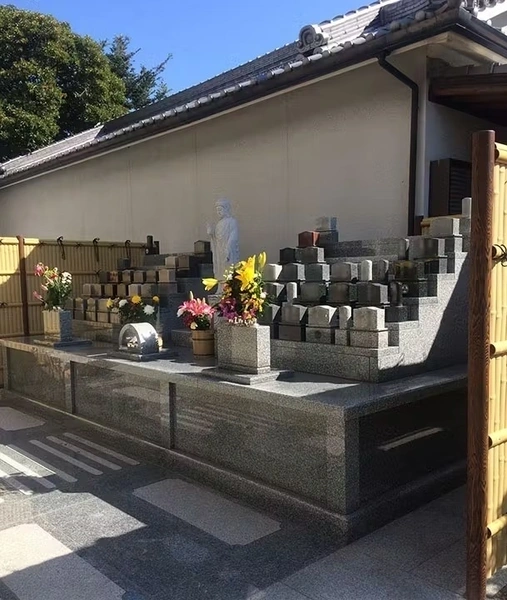 西教寺墓苑 永代供養納骨壇