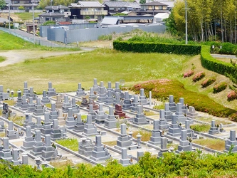 緑豊かな広陵町営 石塚霊園