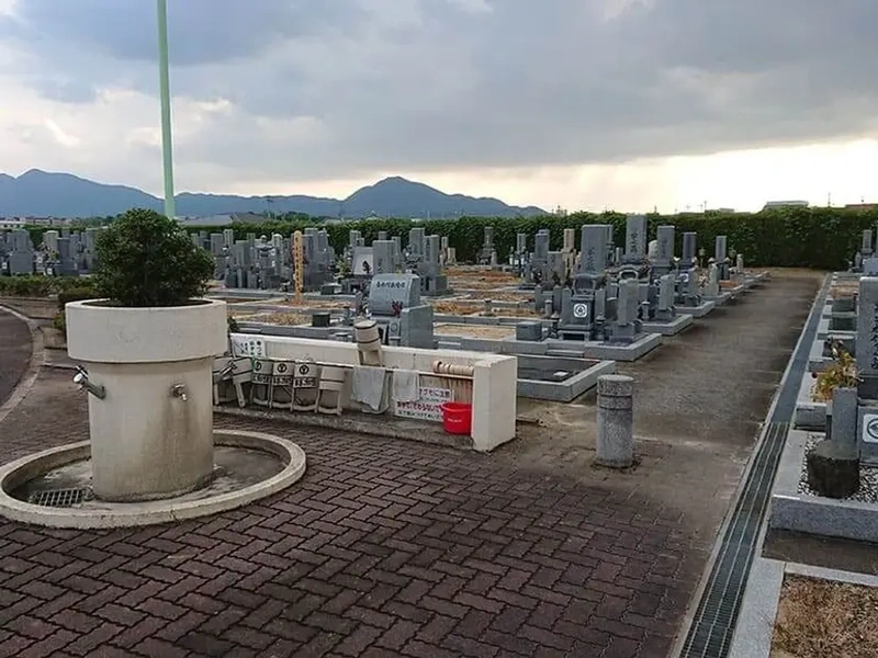 広陵町営 石塚霊園 水場