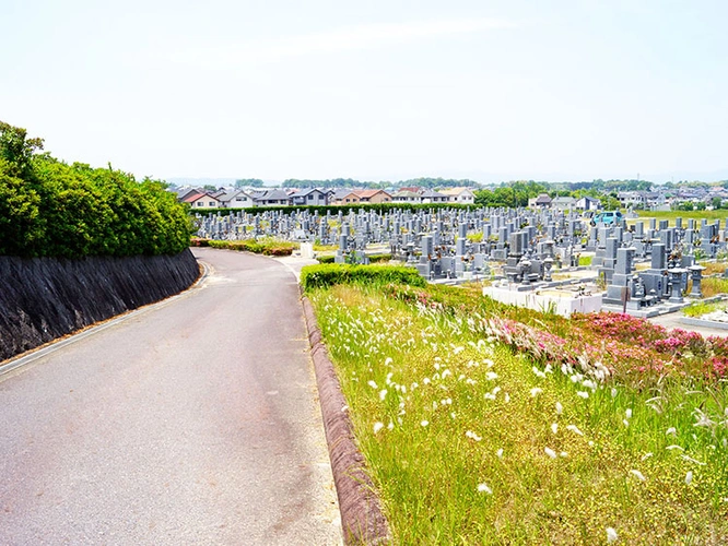 広陵町営 石塚霊園 