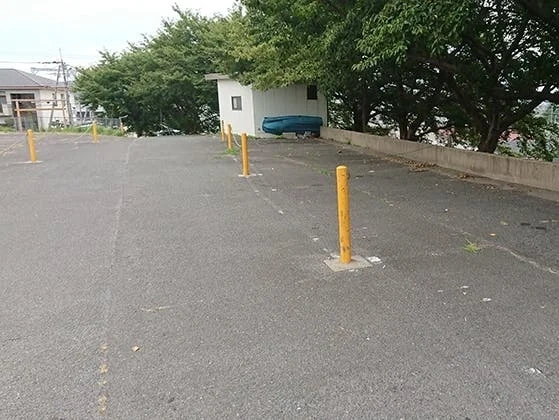 二上山畑墓地 駐車場の写真