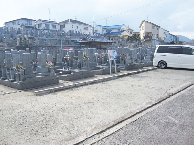 赤坂共同墓地 駐車場の写真