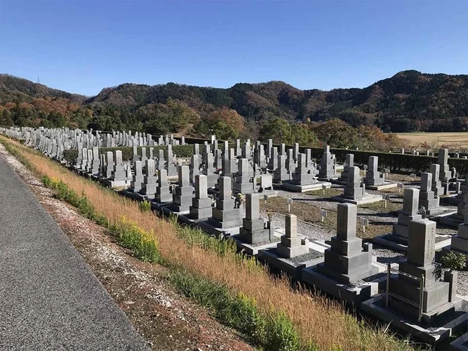 滋賀県の全ての市 長浜市営 松の岩公園墓地