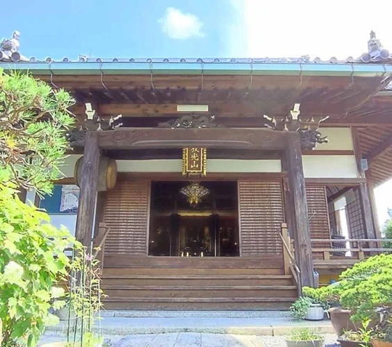 愛知郡愛荘町 蓮照寺 近江納骨堂