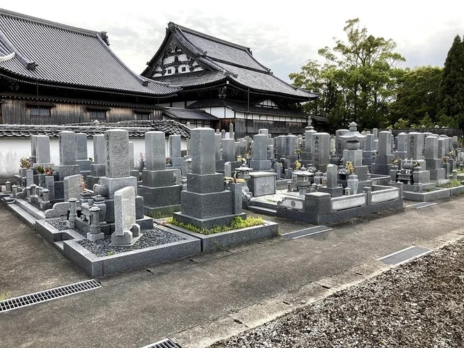 野洲市 錦織寺墓苑