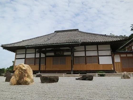 本堂