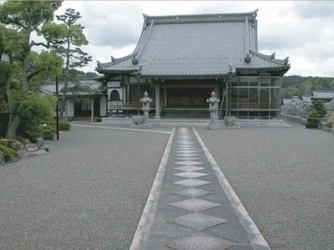 宗教不問の寺院墓地