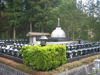 伊都郡高野町にある寺院墓地