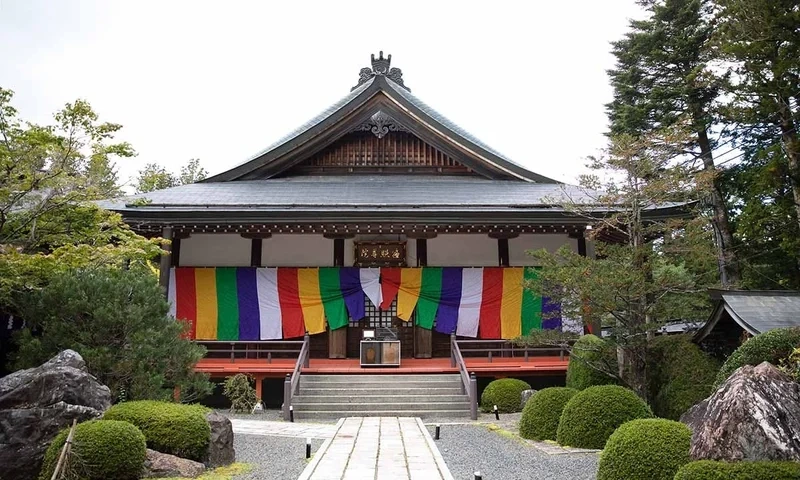 高野山 遍照尊院 納骨堂「遍照閣」 