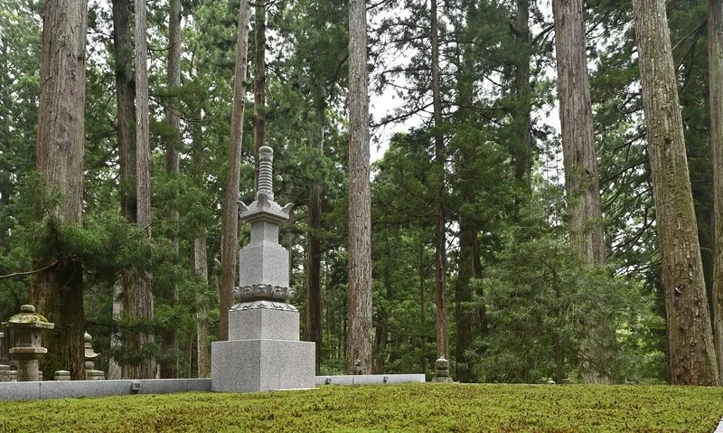  高野山 奥の院 樹木葬 「金剛瑜伽苑」