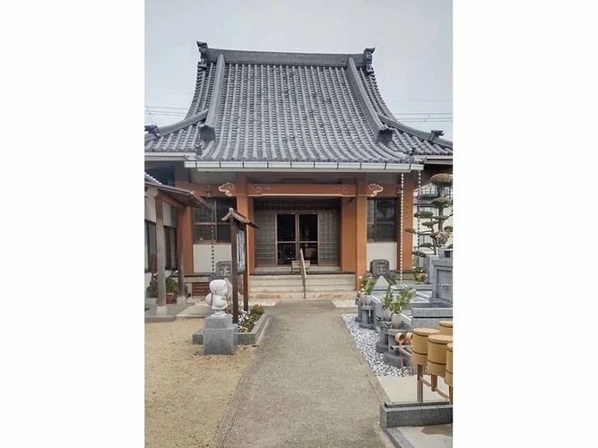 正光寺境内墓地 