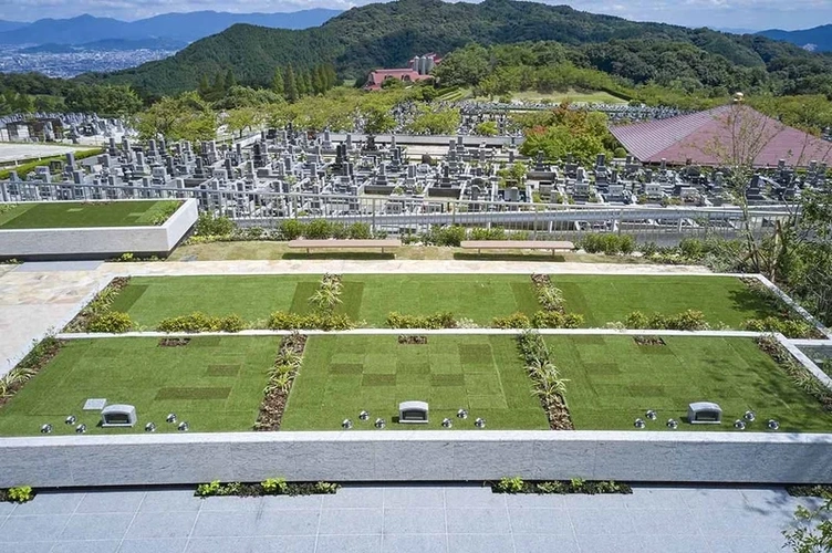 それ以外の福岡県の市 油山平成御廟 樹木葬「こだまの杜」