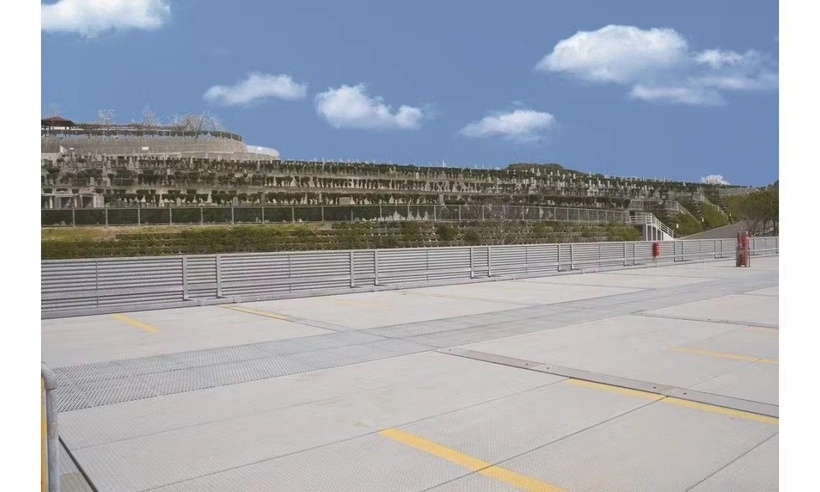 ひびき灘公園墓地(ひびき霊園) 樹木葬・納骨堂 駐車場の写真