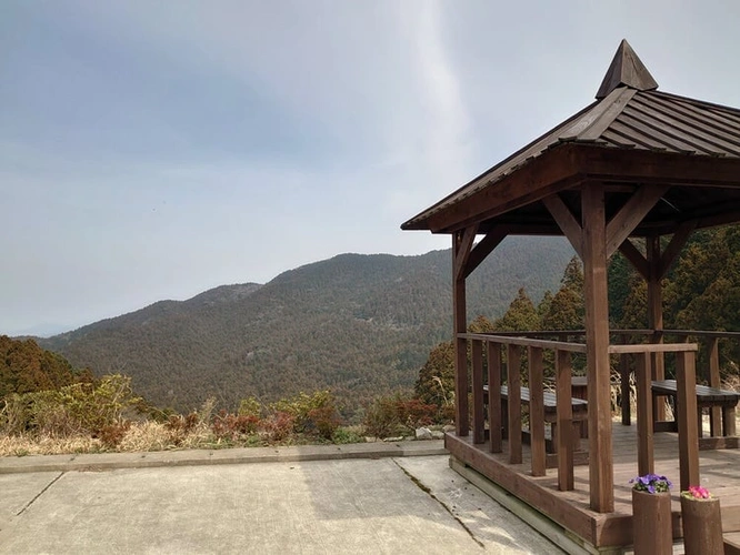 糸島自然霊園 東屋からの景観