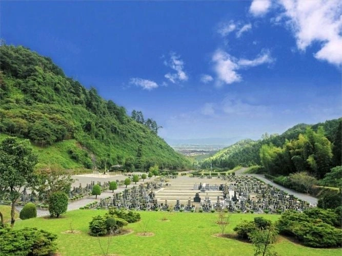 それ以外の福岡県の市 久留米中央霊園