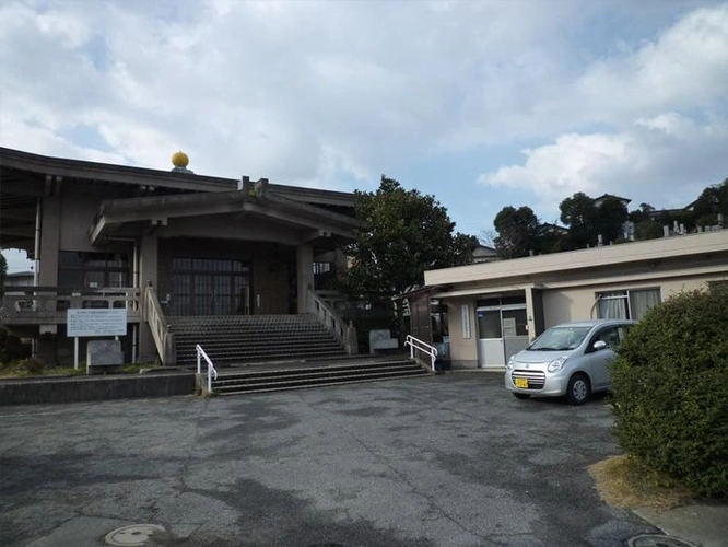 北九州市立 高峰霊園 駐車場の写真