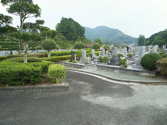 飯塚市営 飯塚霊園 