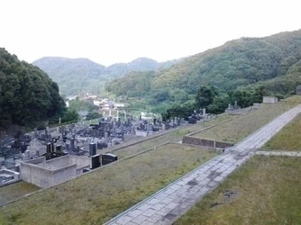 大村湾を臨む緑豊かな憩いの場