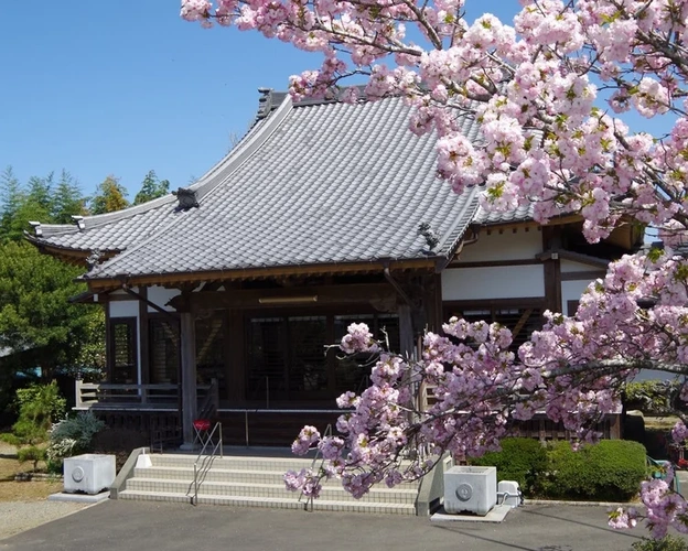 球磨郡錦町 浄土真宗本願寺派 西乗寺 倶会一処殿