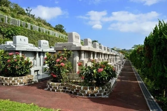沖縄県の全ての市 大里メモリアルパーク