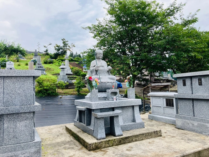 加茂市 宝興寺 自然葬 ～好きな樹木の下で眠る樹木葬～