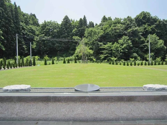 それ以外の新潟県の市 見附やすらぎ霊園