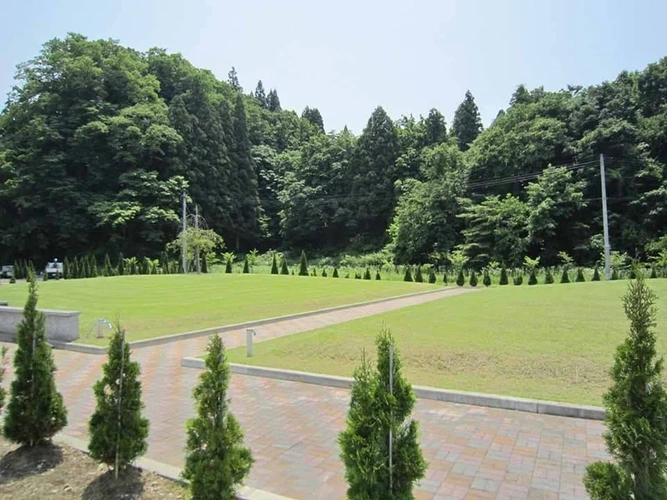 それ以外の新潟県の市 見附やすらぎ霊園