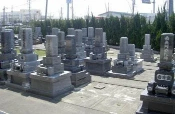 新潟市 西方寺墓地