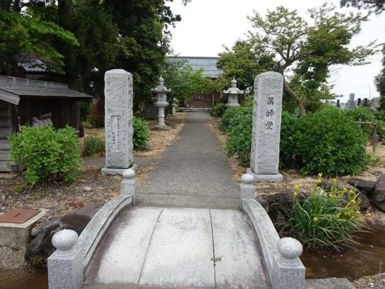 長岡市 杉之森薬師霊園 永代供養墓