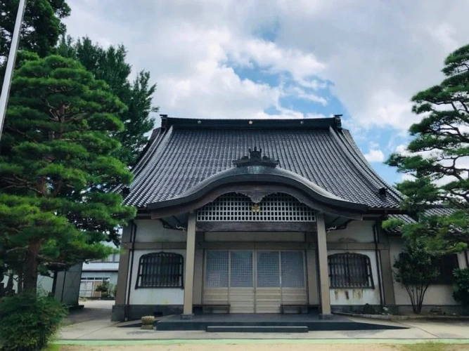 大法寺 のうこつぼ