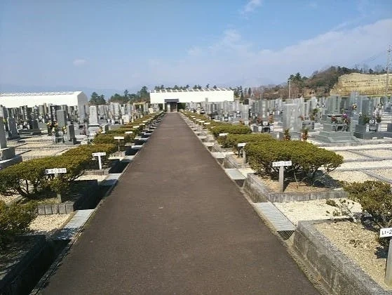 桑名市 東員町墓地公園