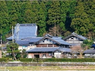 鯖江市にある寺院墓地