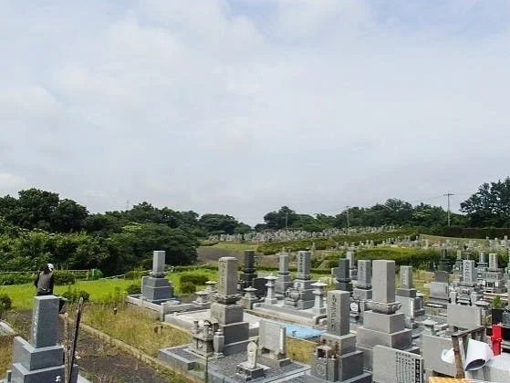 坂井市 代官山墓地公園