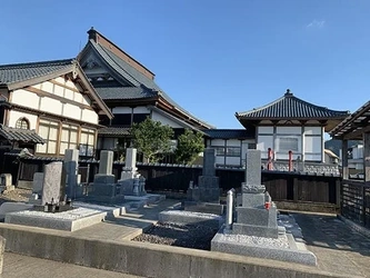 宗教不問の寺院墓地