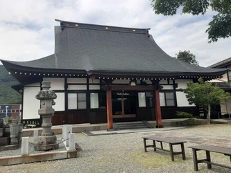 甲府市にある寺院墓地