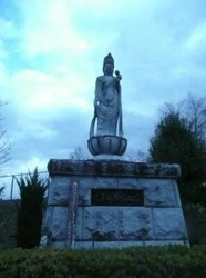 上野原市にある寺院墓地