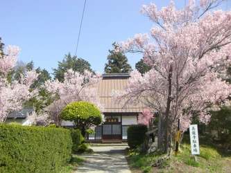 小諸市にある寺院墓地