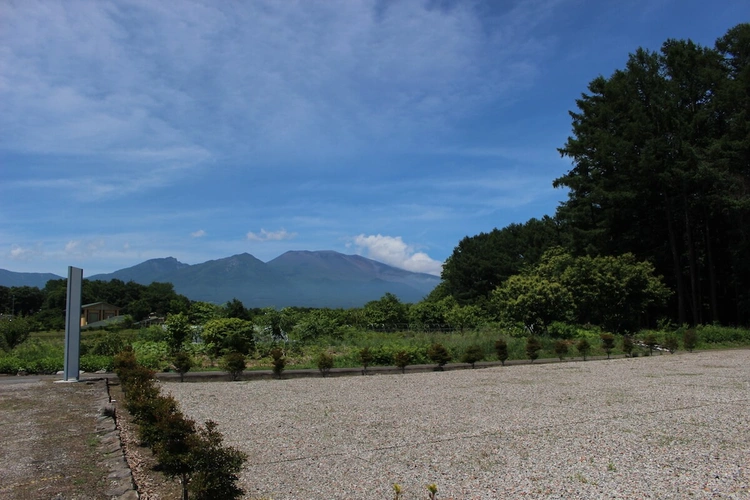 御代田藤塚霊園 